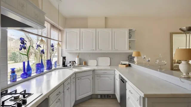 listing-435d7138-0bb9-46d3-9705-7f783f8d5af5-265815636.jpg
