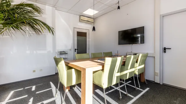 listing-20d0ac89-a7aa-4a94-8896-fbc16b24a688-267479488.jpg