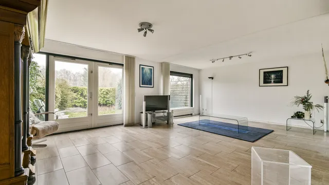 listing-4085832c-18e7-45d5-bf0a-6a6d55973fb6-267672096.jpg