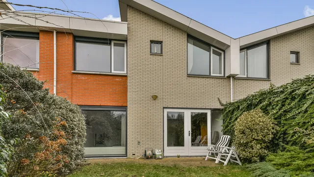listing-15ce56e8-f859-46d4-b7d6-a90009d92c3f-267672150.jpg