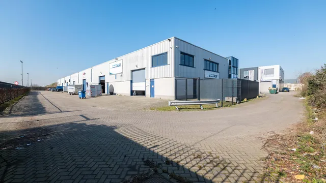listing-8007d11e-bce9-4e59-b9e8-0da2876b3985-266849208.jpg