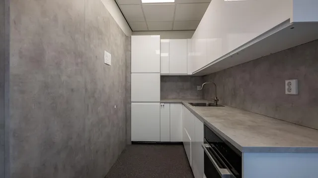 listing-d9ffe645-5a56-4188-b93a-55cfb164cbc1-266849698.jpg