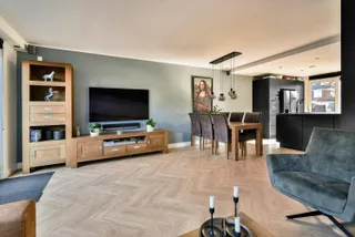listing-e2e661bc-65dc-4020-a09c-f1c232400701-268993100.jpg