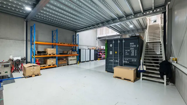 listing-8e931ae0-acff-439c-9b32-db75a7a5926b-268695598.jpg