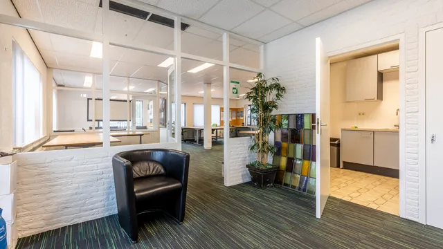 listing-f4e4d336-9dae-4651-9ba6-a18156025b94-271264534.jpg