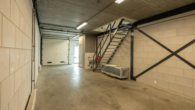 listing-8d70252f-3823-4561-b1f1-ae48ee2e8511-275521758.jpg