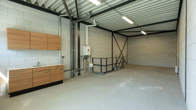 listing-74f8aef5-0984-4e32-8320-305cca105365-275521800.jpg