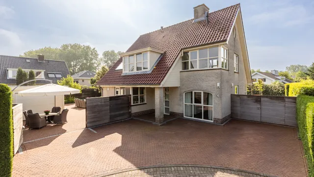listing-48284e3c-2532-4fb9-a11c-3615b6657bec-275672924.jpg