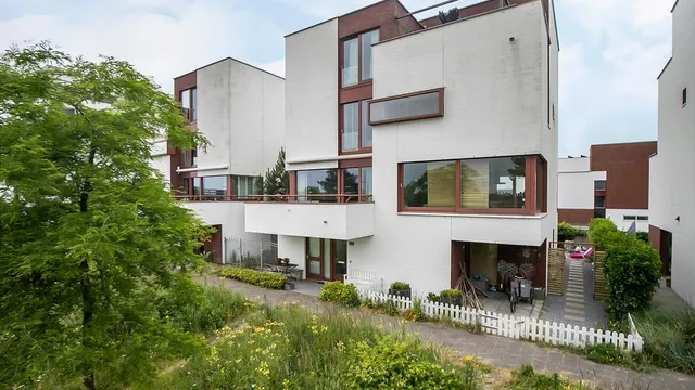 listing-6ab5145b-fd4b-4da0-b8d8-8dec3af04e42-238075024.jpg
