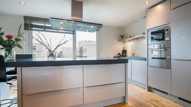 listing-1f7c0a29-8cf9-4a51-8304-182d1cbecddf-238075058.jpg