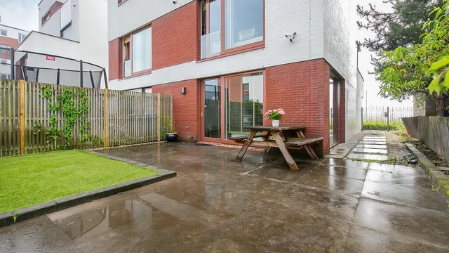 listing-ab4d0b52-0be1-44a5-9202-372b66b31ae5-238075108.jpg