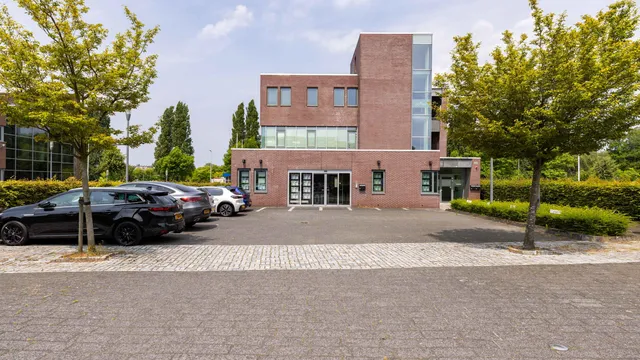 listing-46e0bec0-91c9-46b9-9e81-81aac6188114-276077650.jpg
