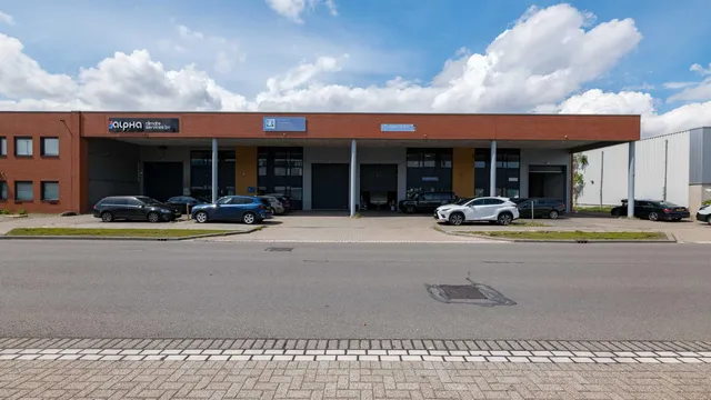 listing-fe1de0ed-1417-4e14-838b-d35f729c7c4b-277923862.jpg