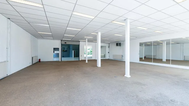 listing-8412686d-1108-4efc-ab07-207726b78dc1-279072118.jpg