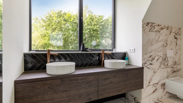 listing-5937c7ae-5892-4ea1-8c09-2cc7603c4799-277772704.jpg