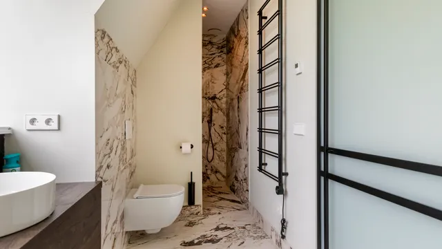 listing-bf2b7898-6c13-4f58-916c-1e9e92748ea5-277772716.jpg