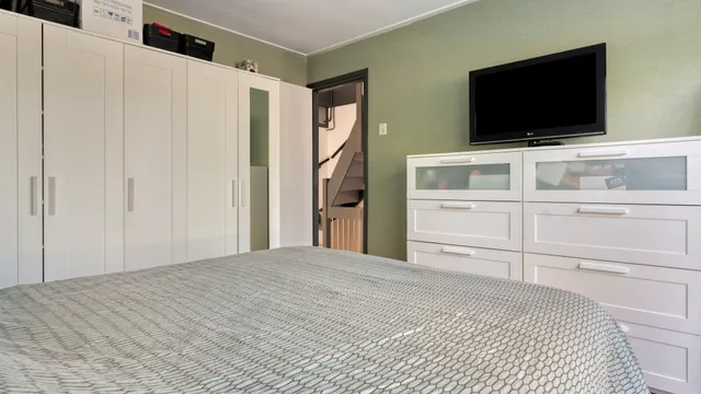listing-1f0fd2f5-0c43-45ff-8213-15bdf4261785-279341468.jpg